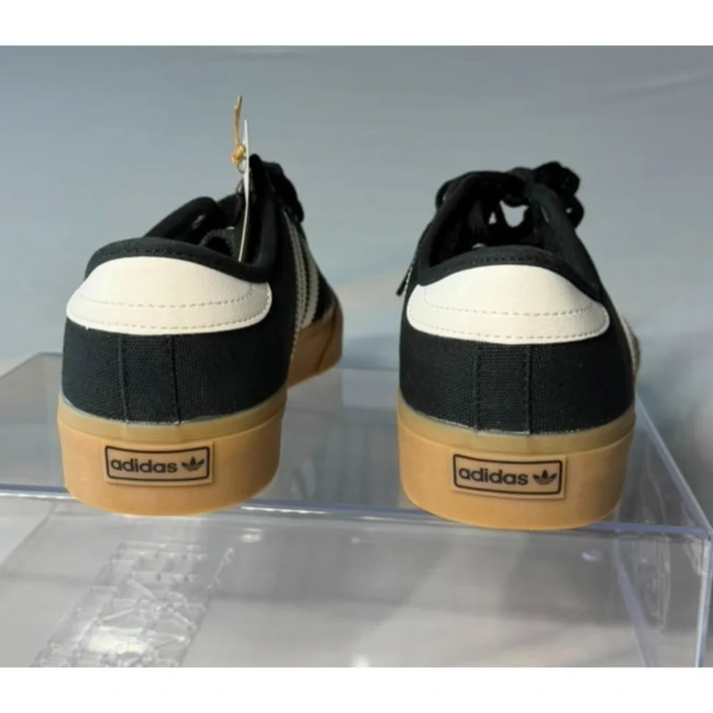 Adidas Seeley XT Men's Size 6.5 Black/White/Gum Skate Shoes New with Tags GZ8567